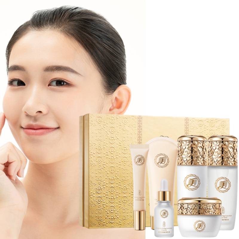 مجموعة العناية الفاخرة من كورد - مراجعة Luxury Skincare Kit وسعره