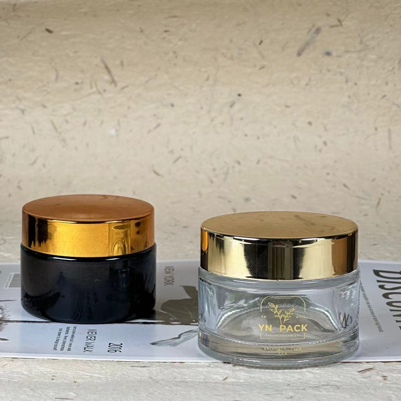 جرة زجاجية فاخرة جرة مستحضرات  - مراجعة Luxury Gold Skincare وسعره