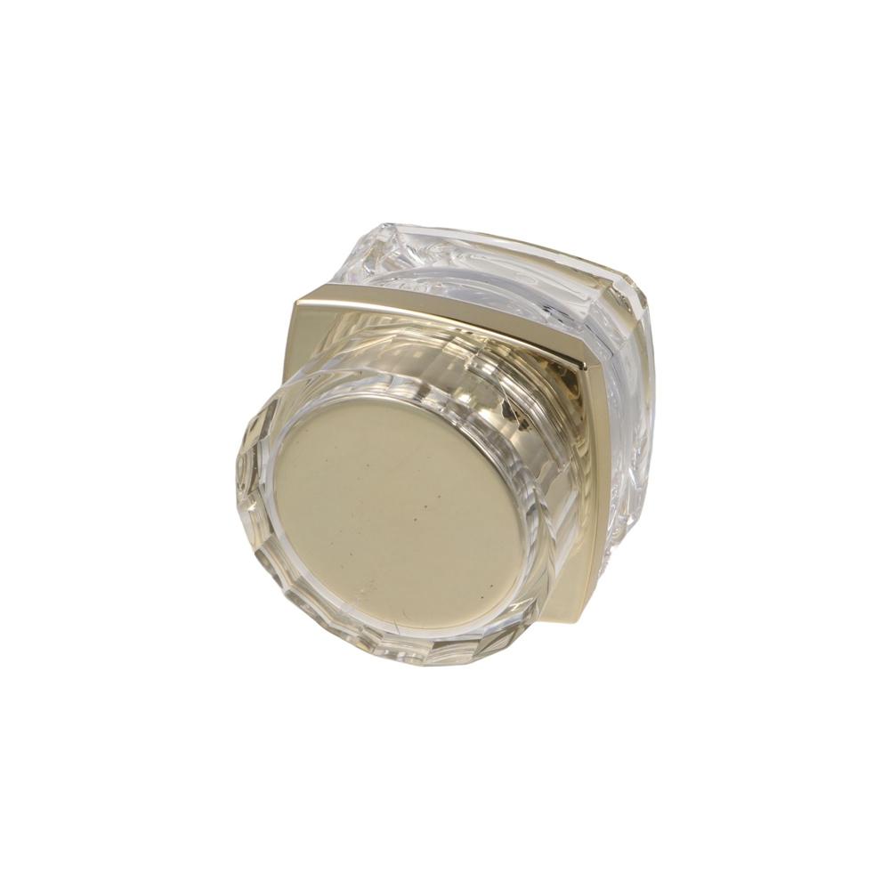 عبوات قابلة لإعادة التعبئة، أو - مراجعة Luxury Gold Skincare وسعره